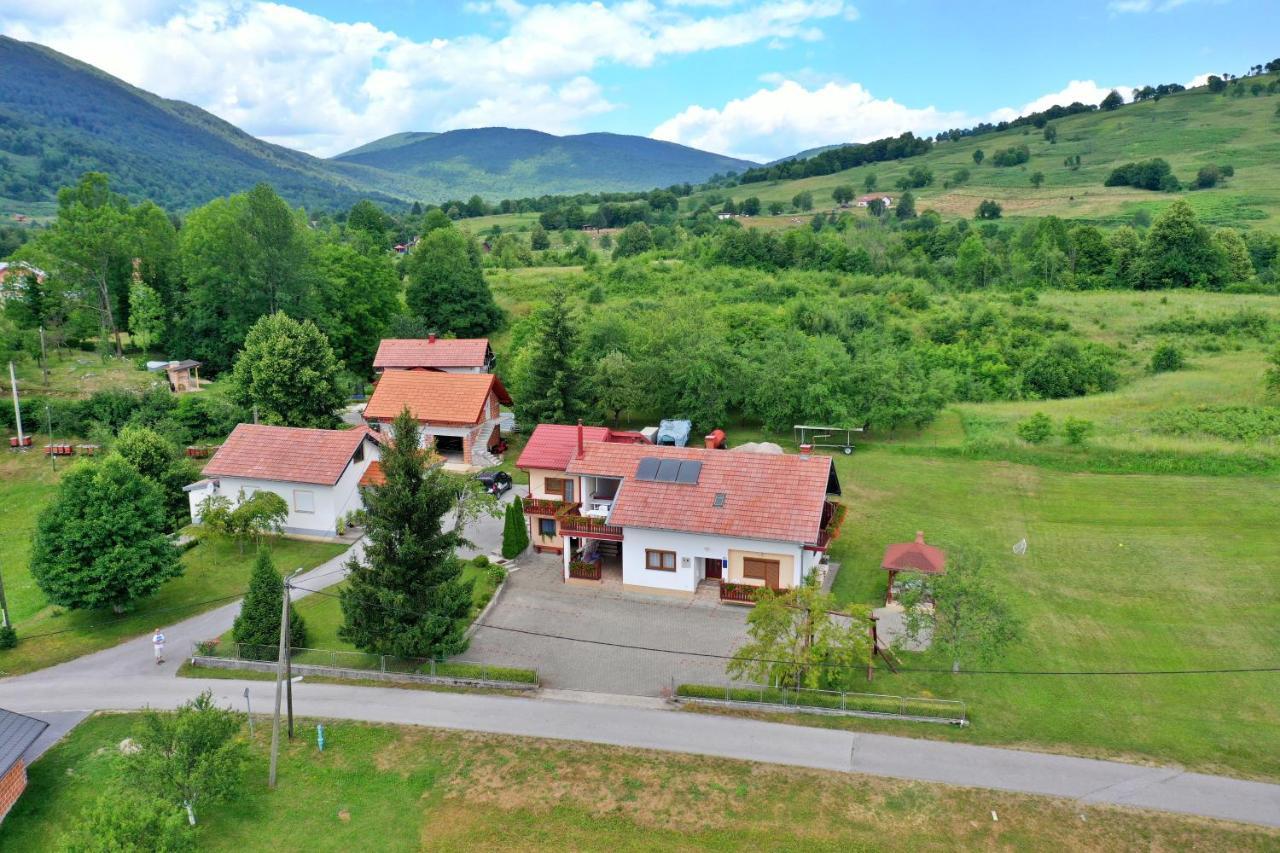 Guesthouse Ante Hodak Селище Дрезницко Екстериор снимка