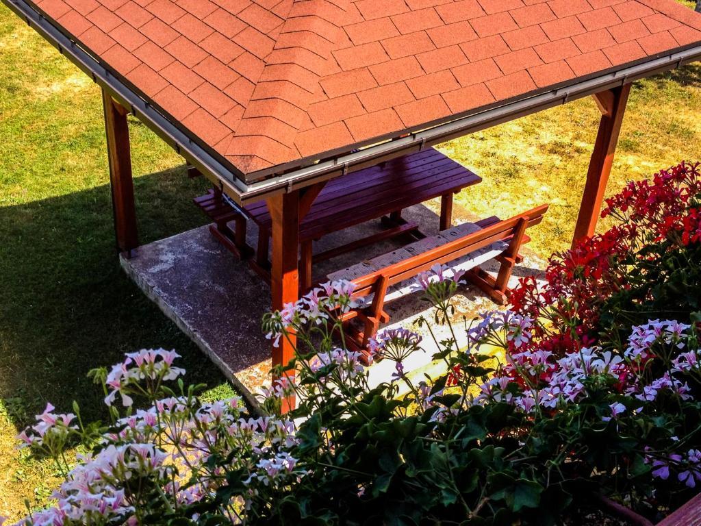 Guesthouse Ante Hodak Селище Дрезницко Стая снимка